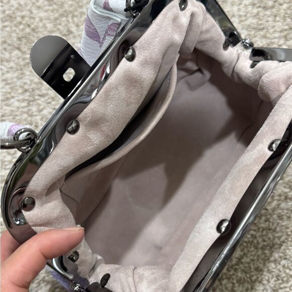 Butterfly Print Cowhide Leather Handmade Rivet Frame Push Lock Multi Use Handbag - Picture 12 of 16